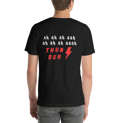 Vista trasera de la camiseta C2C Thunder negra con rayo rojo y letras